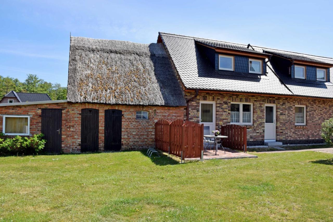 Ferienhaus Mit Terrasse Am Heideweg Baabe Exteriér fotografie
